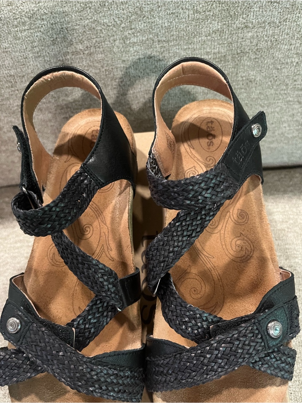 Taos Trulie Sandal - Picture 2 of 8